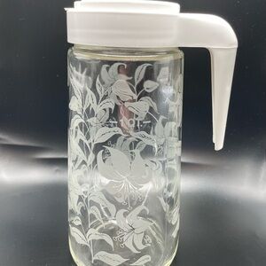 Anchor Hocking Etched Glass Tang Pitcher White Lillies One QT